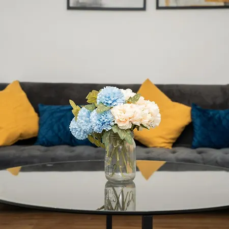 Hébergement de vacances Stylish 3 Bed House With Free Parking