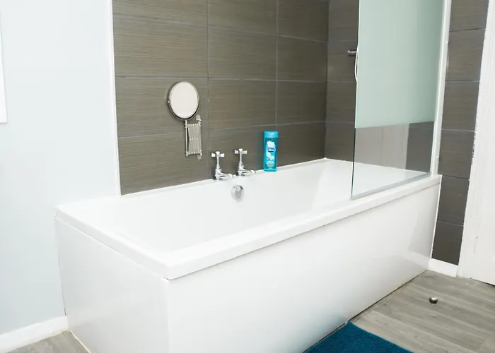 Hébergement de vacances Stylish 3 Bed House With Free Parking